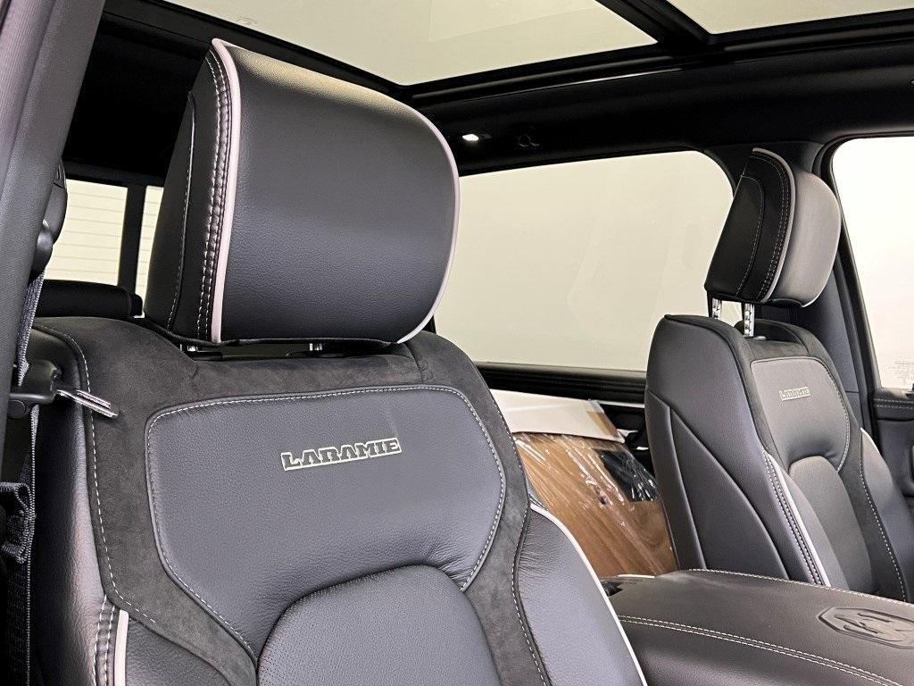 new 2025 Ram 1500 car, priced at $64,112