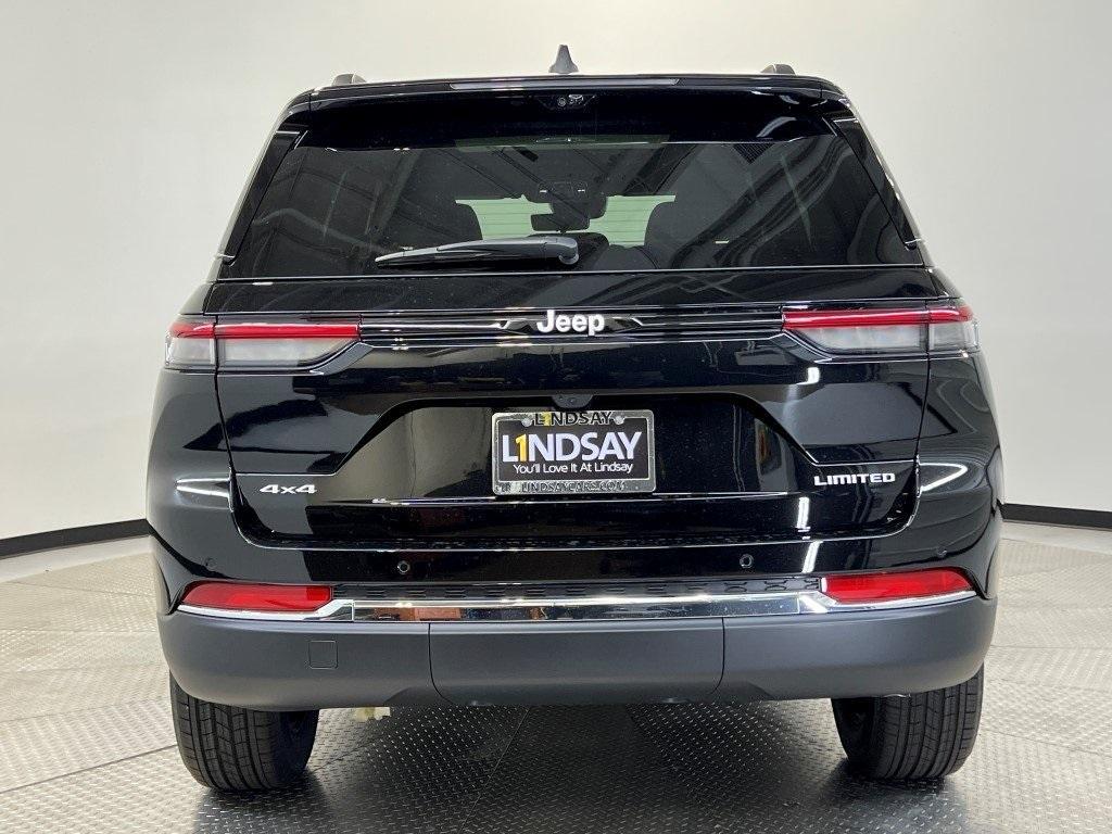 new 2025 Jeep Grand Cherokee car, priced at $46,077