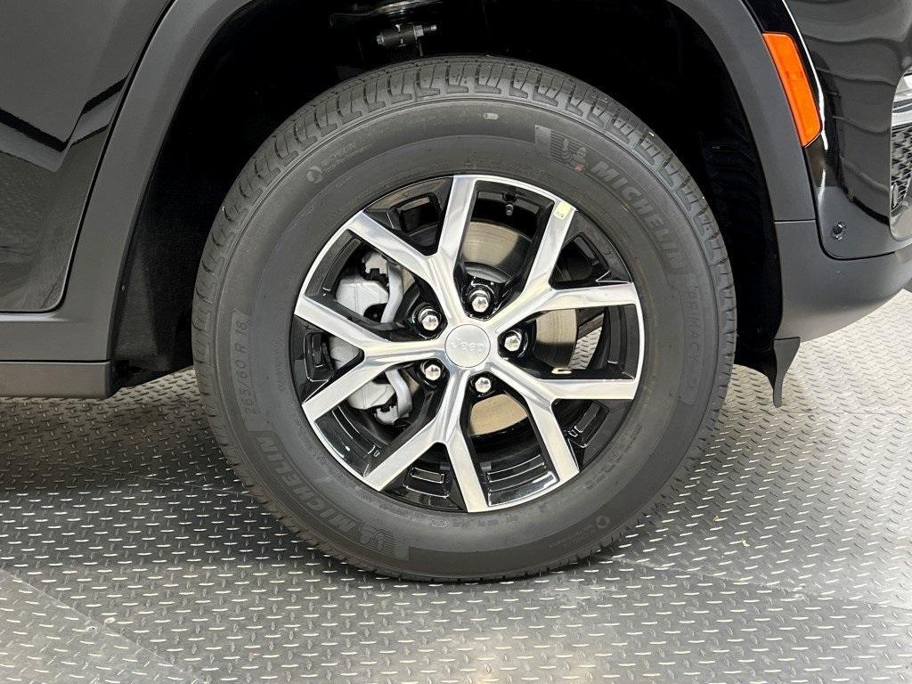new 2025 Jeep Grand Cherokee car, priced at $46,077