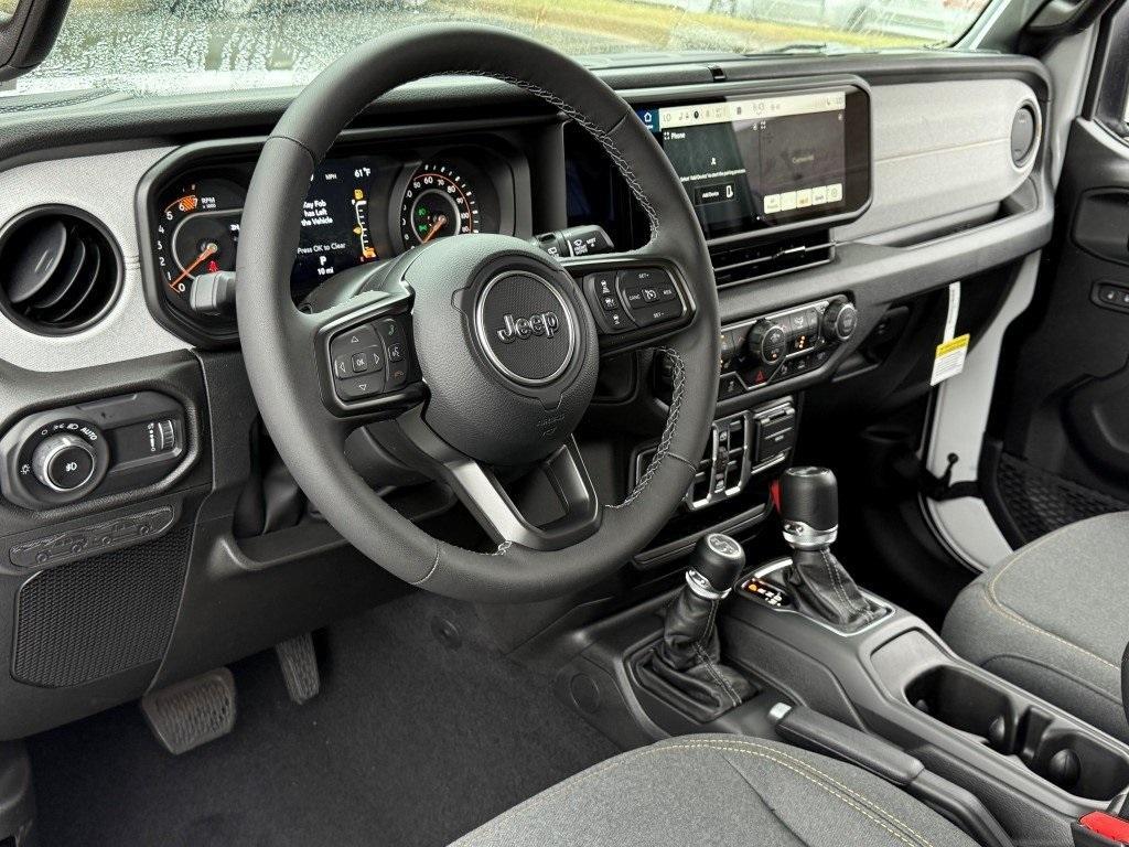 new 2025 Jeep Wrangler car, priced at $42,525