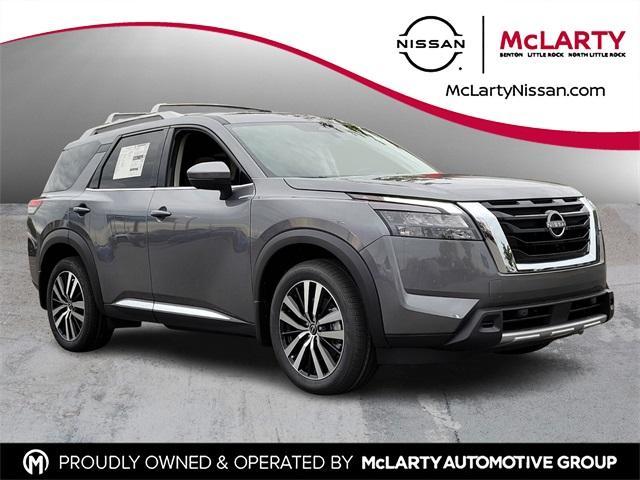 new 2025 Nissan Pathfinder car, priced at $43,982
