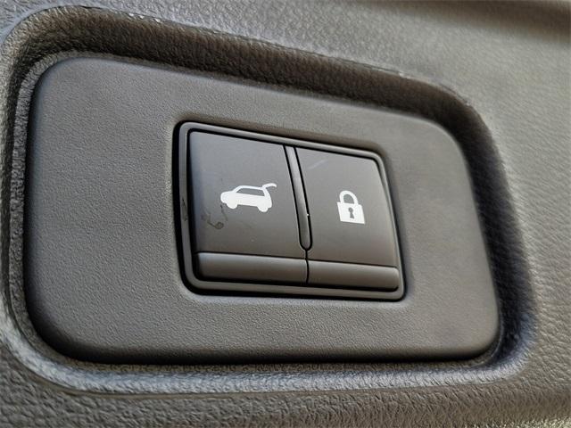 new 2025 Nissan Pathfinder car, priced at $48,235