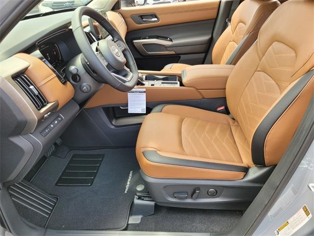 new 2025 Nissan Pathfinder car, priced at $48,235