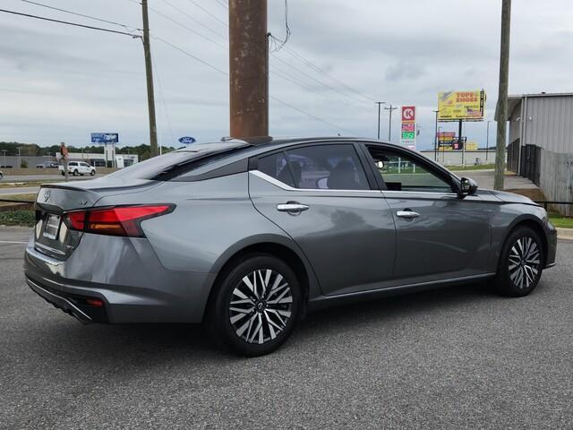 used 2023 Nissan Altima car, priced at $22,700