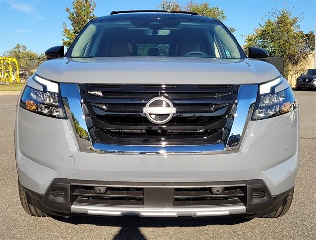new 2025 Nissan Pathfinder car, priced at $43,045