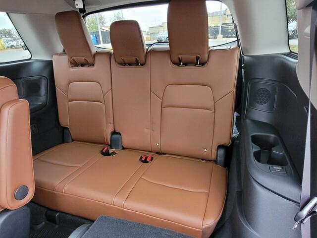 new 2025 Nissan Pathfinder car, priced at $41,620