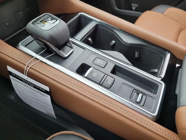 new 2025 Nissan Pathfinder car, priced at $41,620