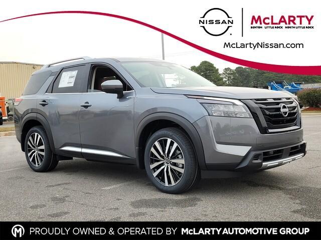 new 2025 Nissan Pathfinder car, priced at $41,620