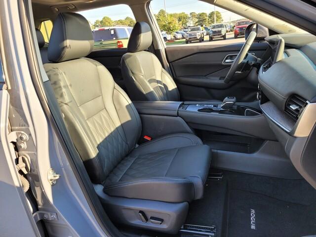 used 2024 Nissan Rogue car, priced at $29,987