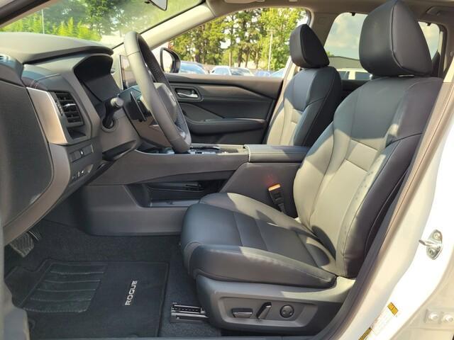 used 2025 Nissan Rogue car, priced at $29,899