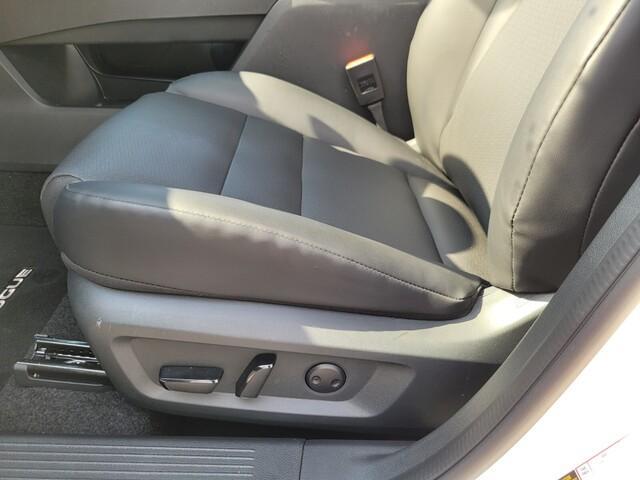 used 2025 Nissan Rogue car, priced at $29,899