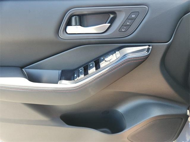 new 2025 Nissan Rogue car, priced at $33,877