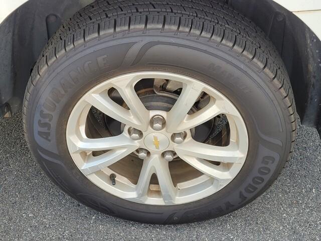 used 2017 Chevrolet Equinox car, priced at $11,989