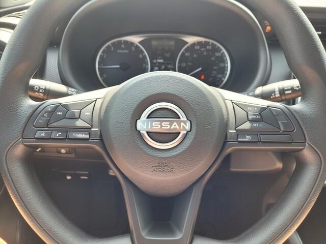 new 2025 Nissan Kicks Play car, priced at $23,189