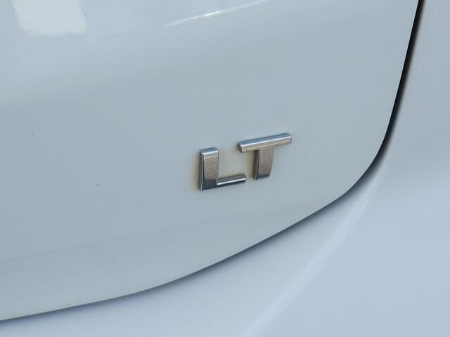 used 2023 Chevrolet Equinox car, priced at $19,993