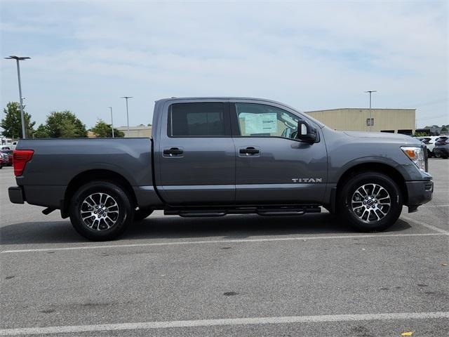 new 2024 Nissan Titan car, priced at $42,395