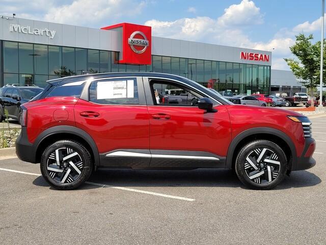 new 2025 Nissan Kicks car, priced at $24,668