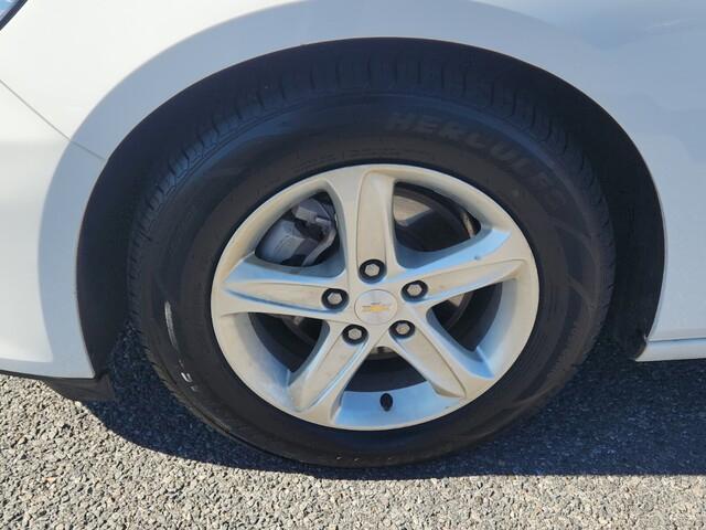 used 2024 Chevrolet Malibu car, priced at $16,499