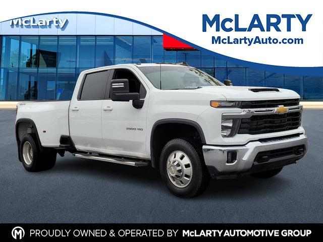 used 2025 Chevrolet Silverado 3500 car, priced at $56,959