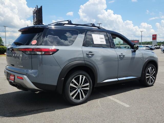 new 2025 Nissan Pathfinder car, priced at $49,793