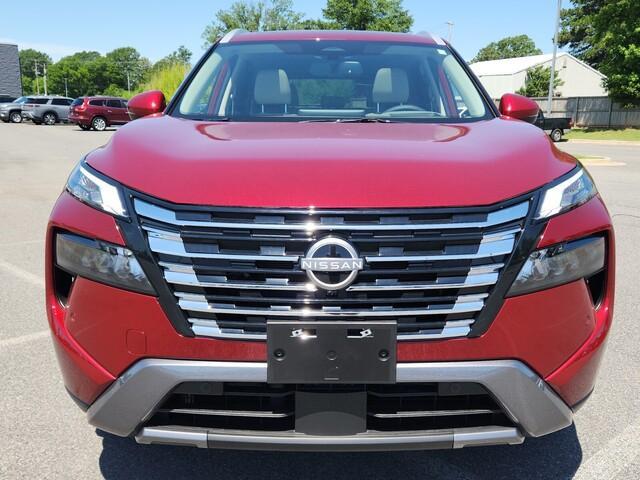 used 2025 Nissan Rogue car, priced at $34,998