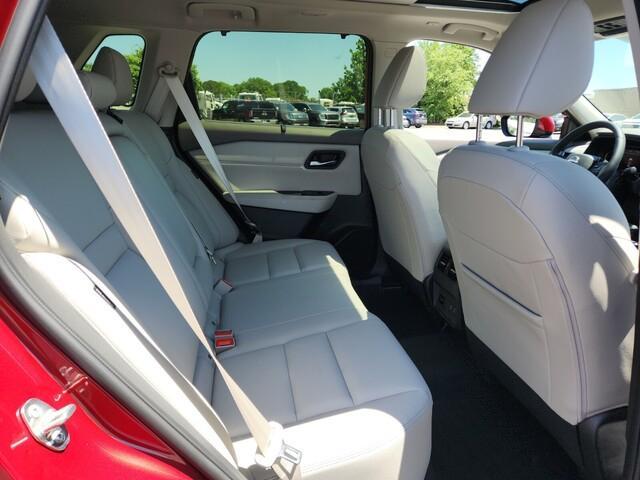 used 2025 Nissan Rogue car, priced at $34,998