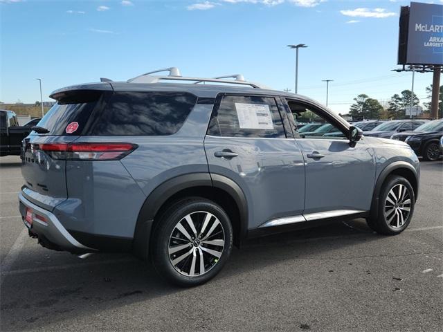 new 2025 Nissan Pathfinder car, priced at $52,865