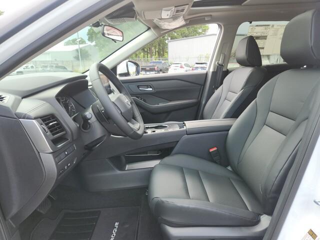 new 2025 Nissan Rogue car, priced at $32,808
