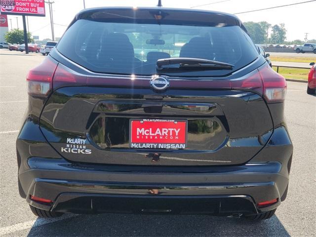 new 2025 Nissan Kicks Play car, priced at $22,992