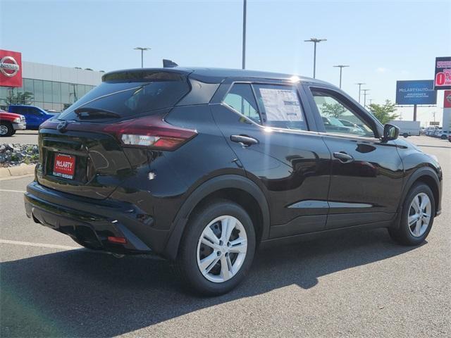new 2025 Nissan Kicks Play car, priced at $22,992