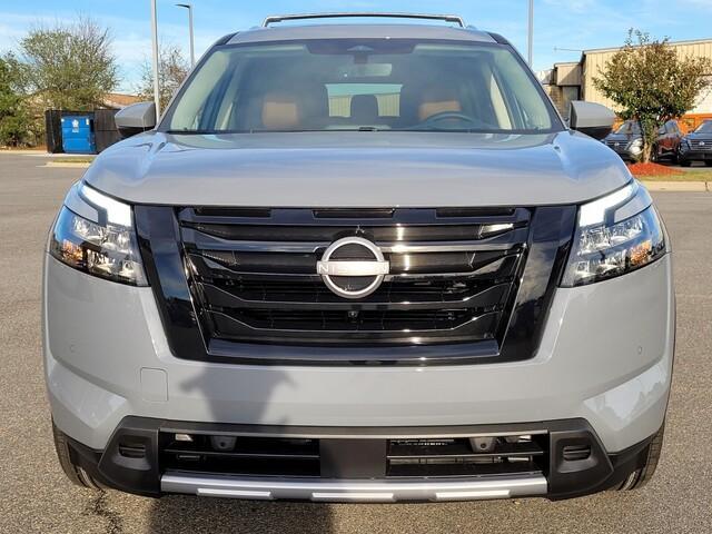 new 2025 Nissan Pathfinder car, priced at $43,843