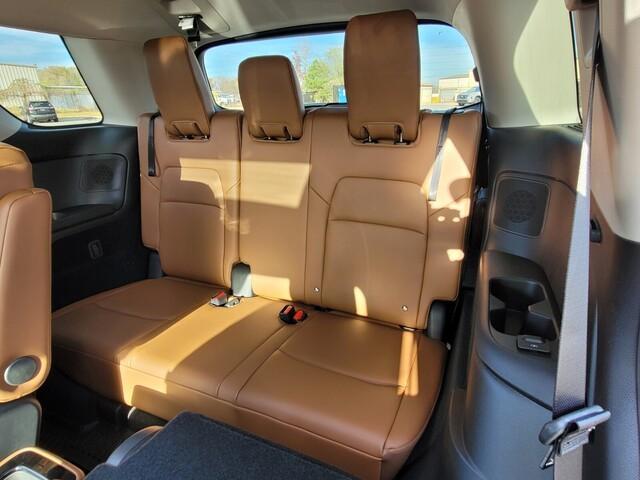 new 2025 Nissan Pathfinder car, priced at $43,843