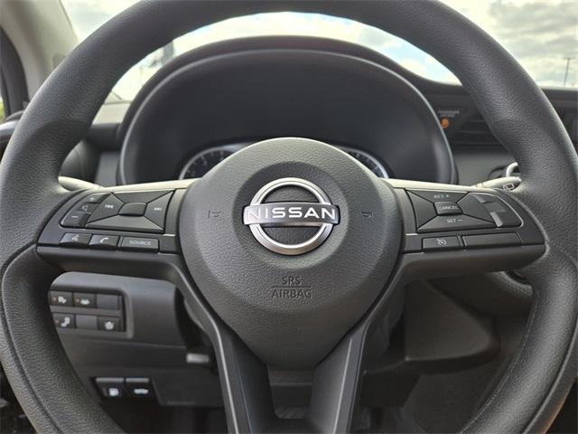 new 2025 Nissan Kicks Play car, priced at $22,044