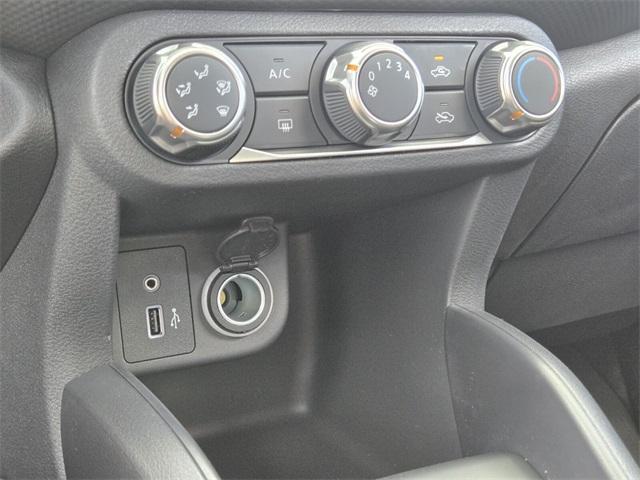 new 2025 Nissan Kicks Play car, priced at $22,044