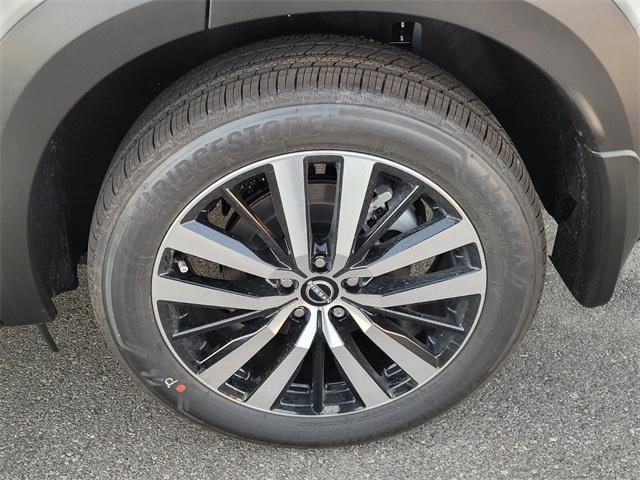 new 2025 Nissan Pathfinder car, priced at $44,437