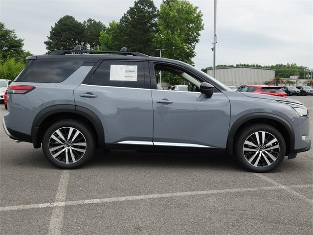 new 2025 Nissan Pathfinder car, priced at $51,052