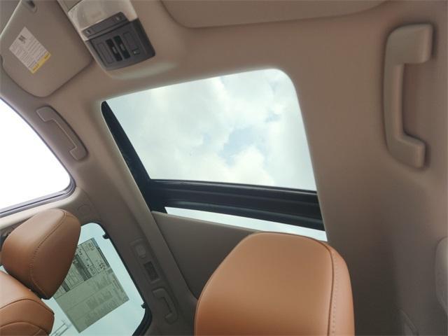new 2025 Nissan Pathfinder car, priced at $51,052