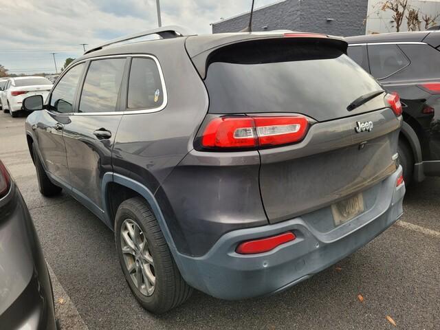 used 2018 Jeep Cherokee car, priced at $12,998