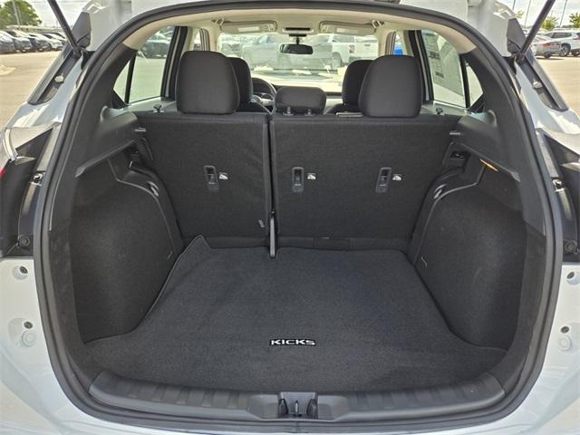 new 2025 Nissan Kicks Play car, priced at $22,044