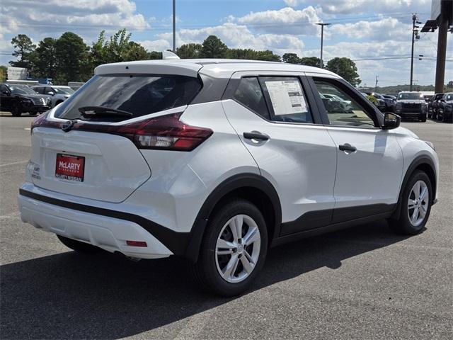 new 2025 Nissan Kicks Play car, priced at $22,044