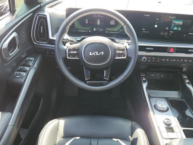 used 2025 Kia Sorento Hybrid car, priced at $36,360