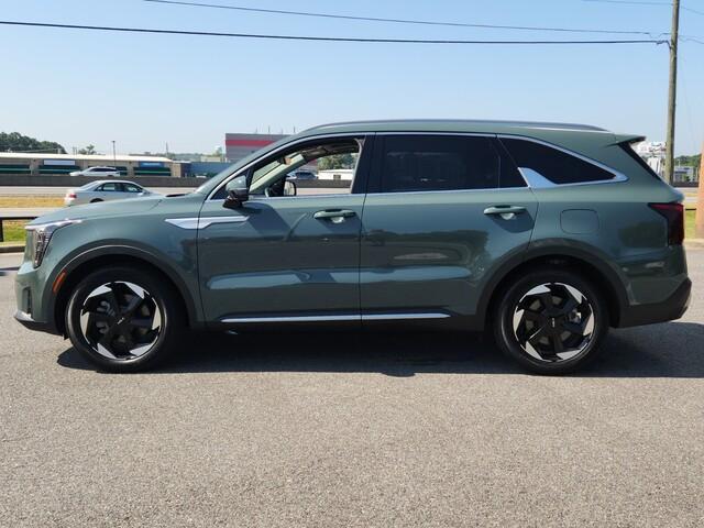 used 2025 Kia Sorento Hybrid car, priced at $36,360