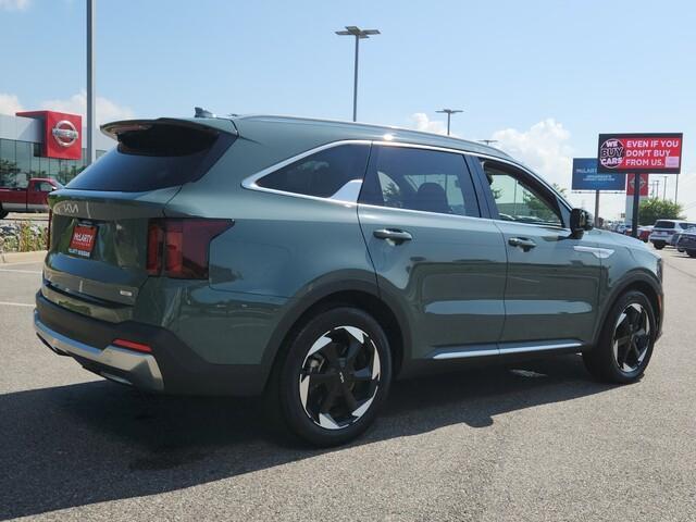 used 2025 Kia Sorento Hybrid car, priced at $36,360