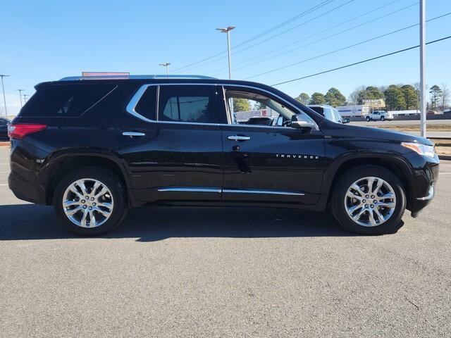 used 2021 Chevrolet Traverse car, priced at $35,798