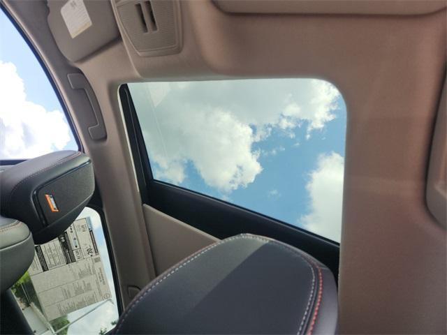 new 2025 Nissan Kicks car, priced at $28,040