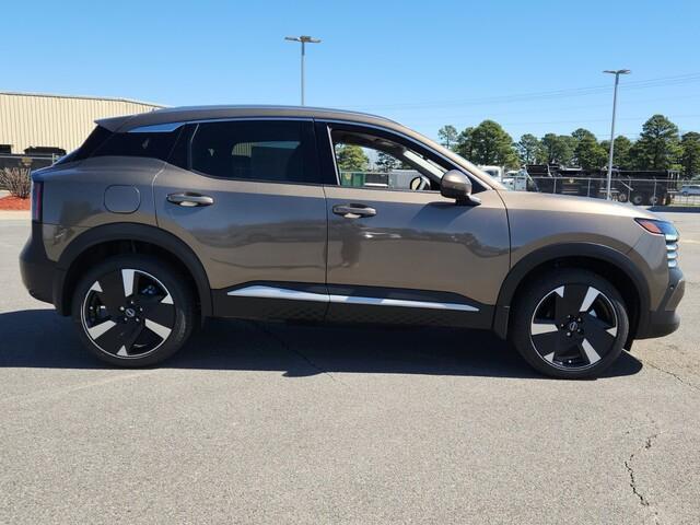 new 2025 Nissan Kicks car, priced at $28,192