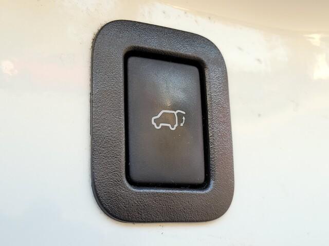 used 2018 Toyota Highlander car, priced at $18,794