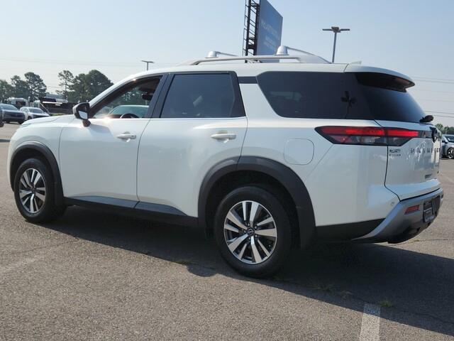 used 2024 Nissan Pathfinder car, priced at $36,298