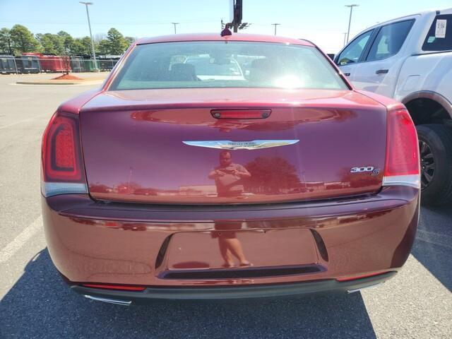 used 2019 Chrysler 300 car, priced at $18,900