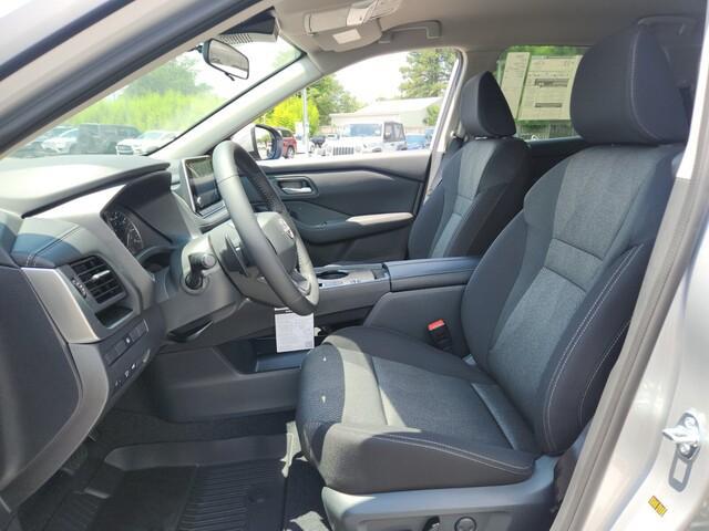 new 2025 Nissan Rogue car, priced at $30,613